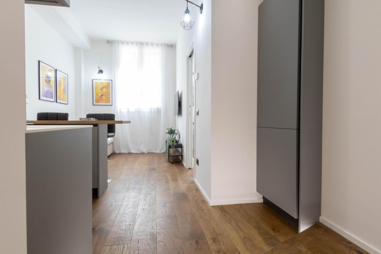 Duomo Heartbeat Studio - Via Disciplini Milan Exterior photo